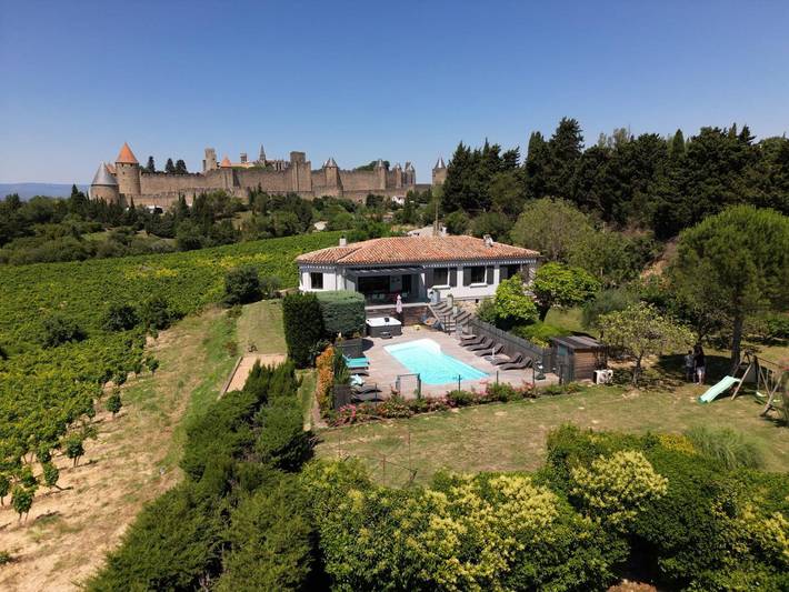 Gîte for 15 people, with pets in Carcassonne