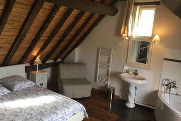 Ferme pour 35 Personnes dans Thiverval-Grignon, Yvelines, Photo 1