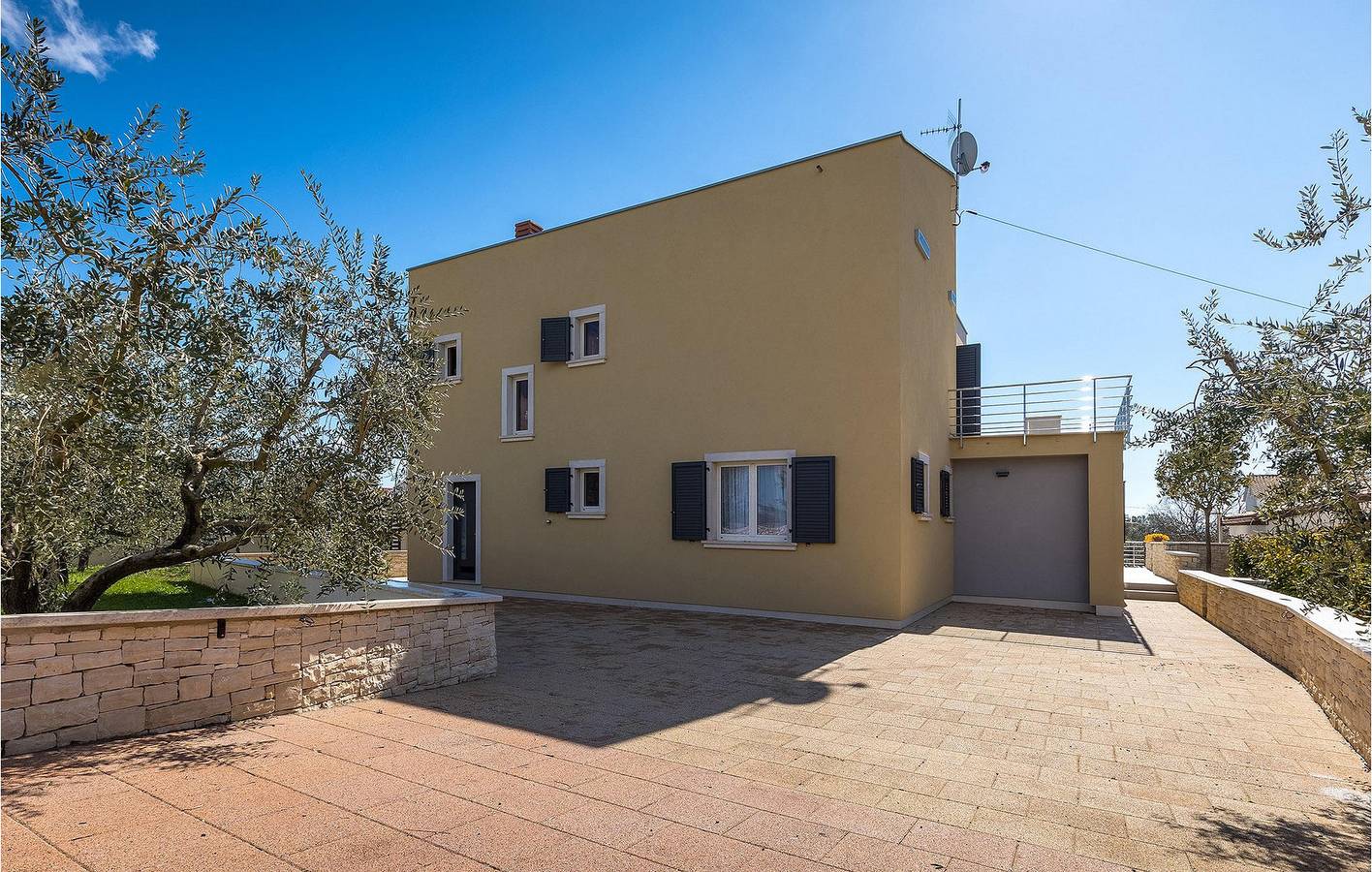 Reizende Ferienwohnung mit Pool, in der Nähe der Küste und von Restaurants in Krnica in Marčana, Südküste Istrien