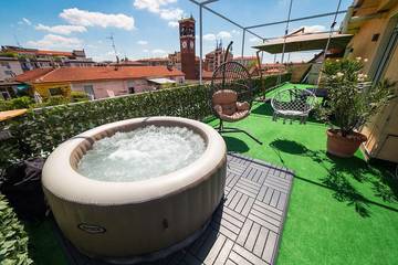 Ferienwohnung für 5 Personen, mit Terrasse und Pool sowie Whirlpool in Mailand