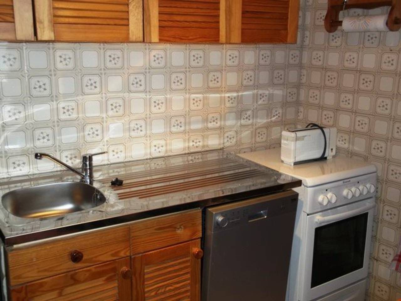 Entire apartment, Bright and Cozy Studio for 6, Heart of Orcières Merlette – Close to Ski Slopes and Sports Center in Orcières, Écrins National Park