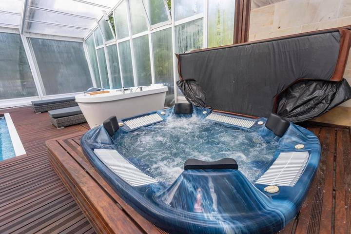 Casa rural para 16 personas, con Balcón y Jacuzzi además de Terraza y Jardín en Oyambre - 3