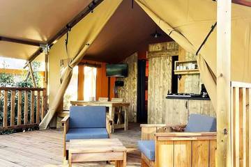 Camping pour 4 Personnes dans Mirepeisset, Canal du Midi, Photo 4