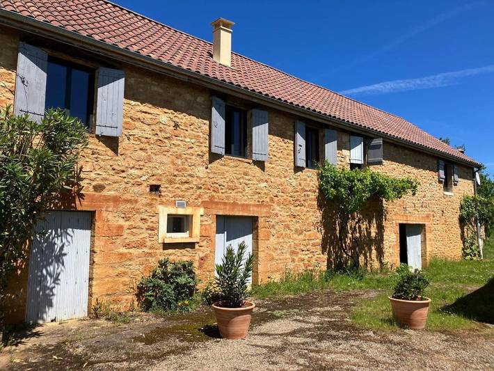 Location de vacances pour 6 personnes, avec Terrasse et Jardin à Simeyrols