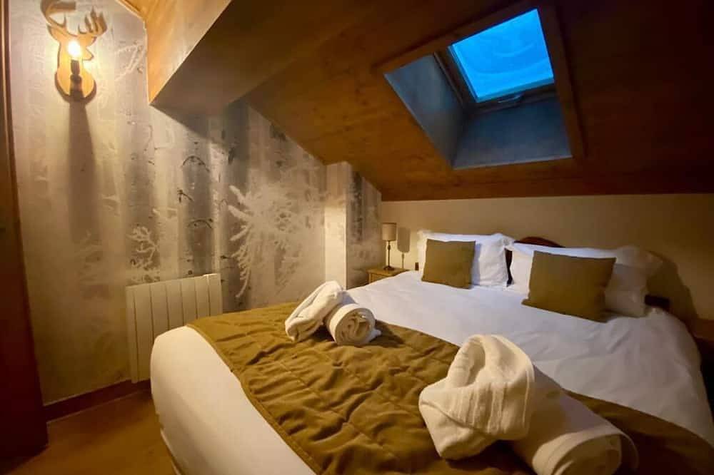 Geheel appartement, Chalet Mont Blanc Arc 1950 - Ski-in Ski-out 2 bed duplex, sleeps 8 in Arc 1950, Bourg-Saint-Maurice