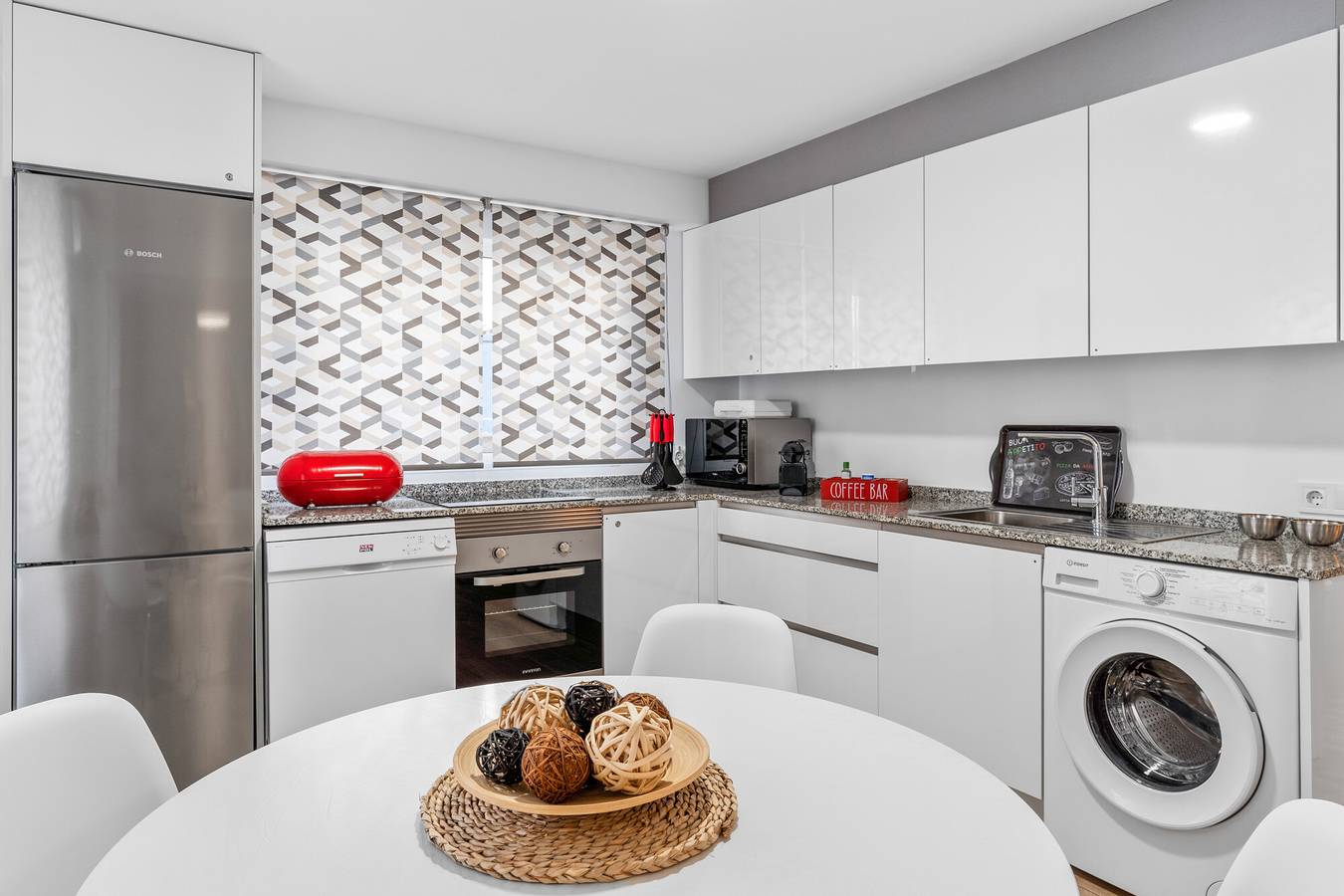 Apartamento entero, Apartamento 'Casa Los Naranjos' con Wi-Fi y Aire Acondicionado in Plaza de los Naranjos, Marbella