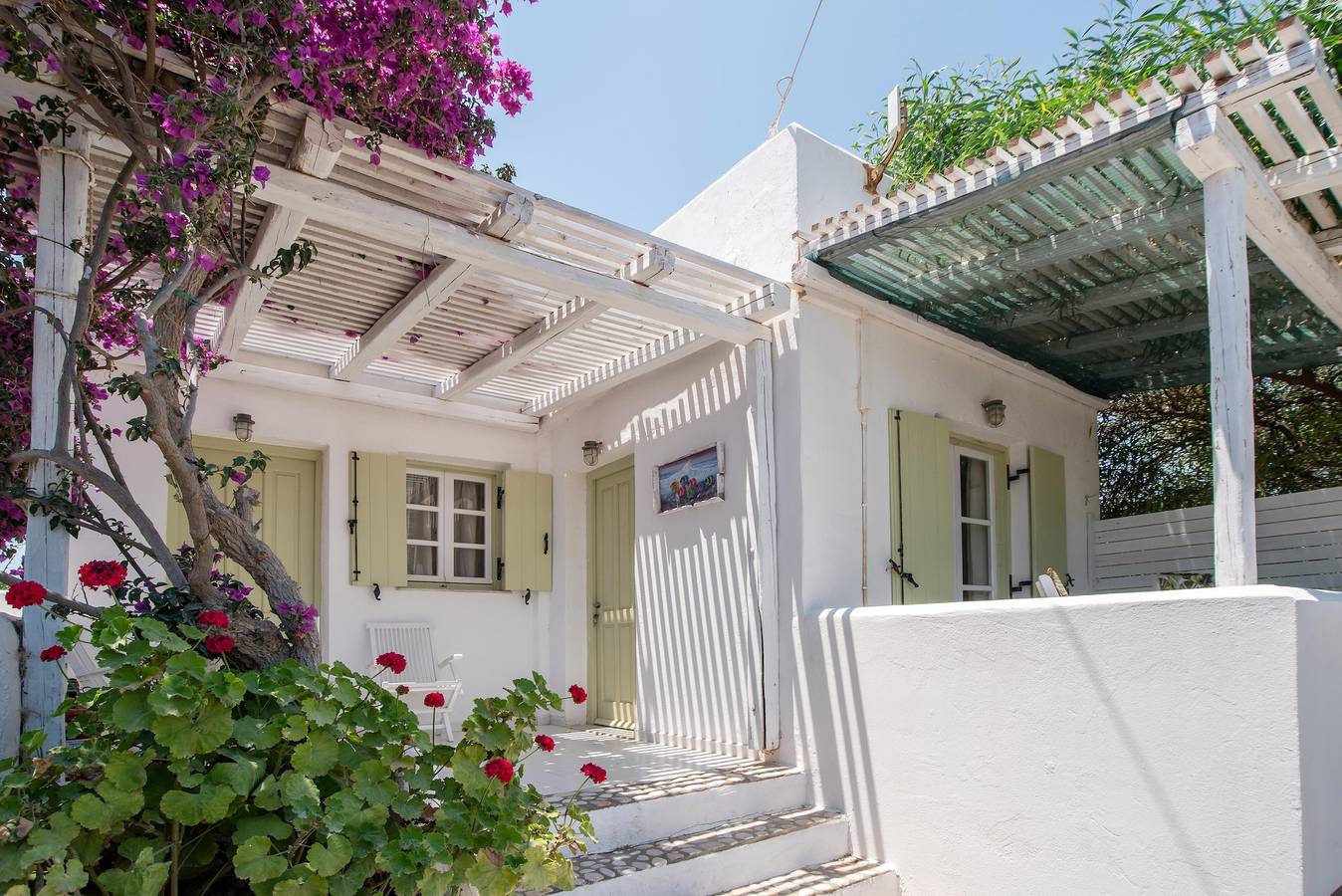 Casa de vacaciones 'Green Retreats 5 Paros' con vistas a la montaña, Wi-Fi y aire acondicionado in Paros