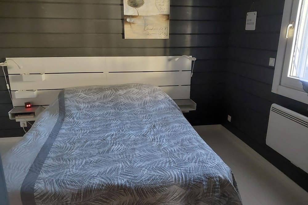 Quiet villa with pool in Marennes 3km from the ocean in Marennes, Côte de Beauté