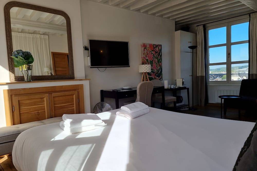 Appartement entier, Houdaille 2 - Lumineuse Suite vue sur Port d'Honfleur in Honfleur, Région de Lisieux