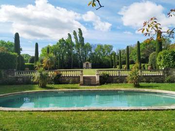 Maison d’hôte pour 2 personnes, avec piscine ainsi que jardin et vue à Saint-Quentin-la-Poterie