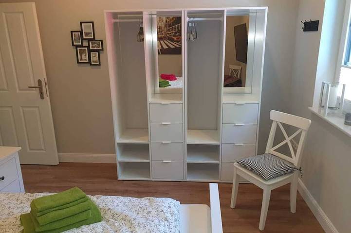 Ferienhaus für 10 Personen, mit Sauna und Terrasse sowie Garten in Wiefelstede - 4