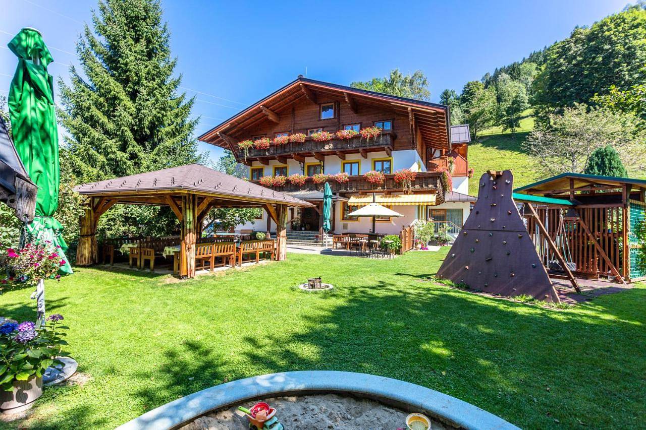 Hotel - Pension Ötzmooshof in Alpendorf, Sankt Johann im Pongau