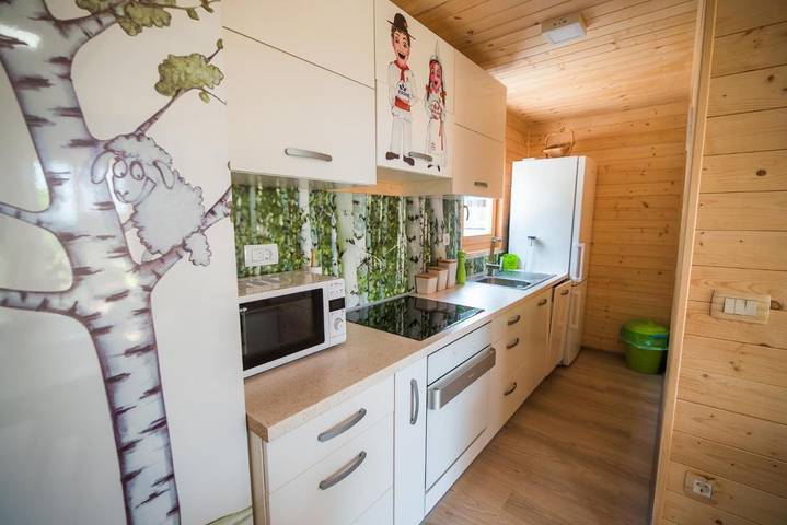 Ferienpark für 6 Personen, mit Ausblick und Garten in Slowenien - 3