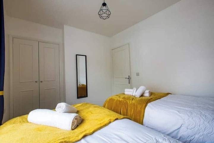 Entire home in Berkshire, United Kingdom in Reading, Berkshire