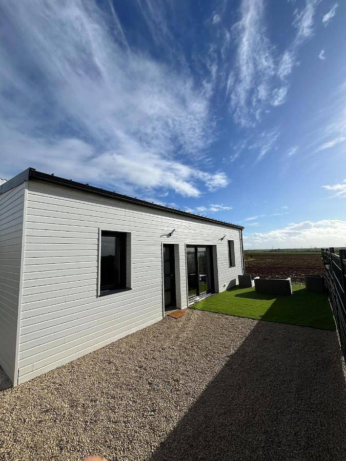Location de vacances pour 4 personnes, avec jardin et vue dans Sciecq