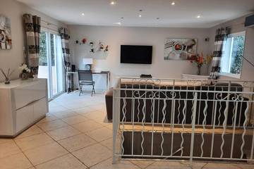 Villa pour 6 Personnes dans Saint-Aygulf, Fréjus, Photo 3