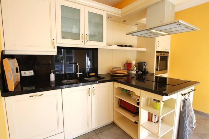 Villa Le Cyprès, 170 m² with heated swimming pool surrounded by pine trees in Jard-sur-Mer, Vandea