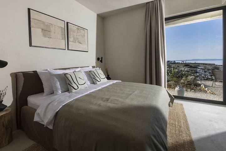 Villa für 10 Personen, mit Terrasse und Garten in Povljana - 3