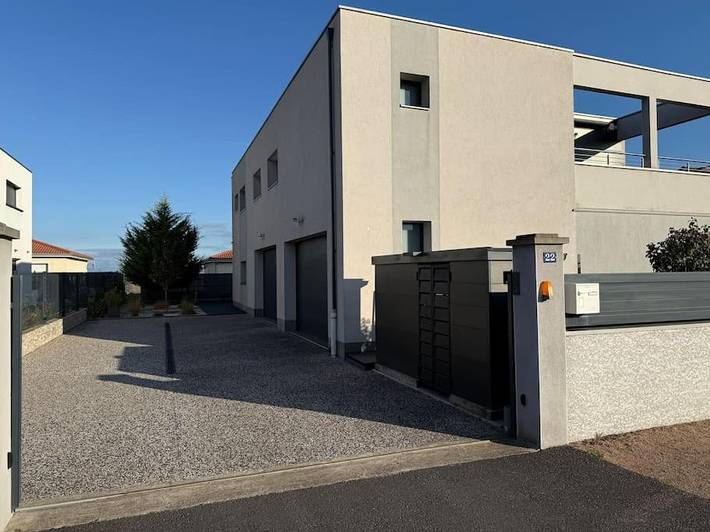 Villa pour 16 personnes, avec Balcon ainsi que Terrasse et Vue