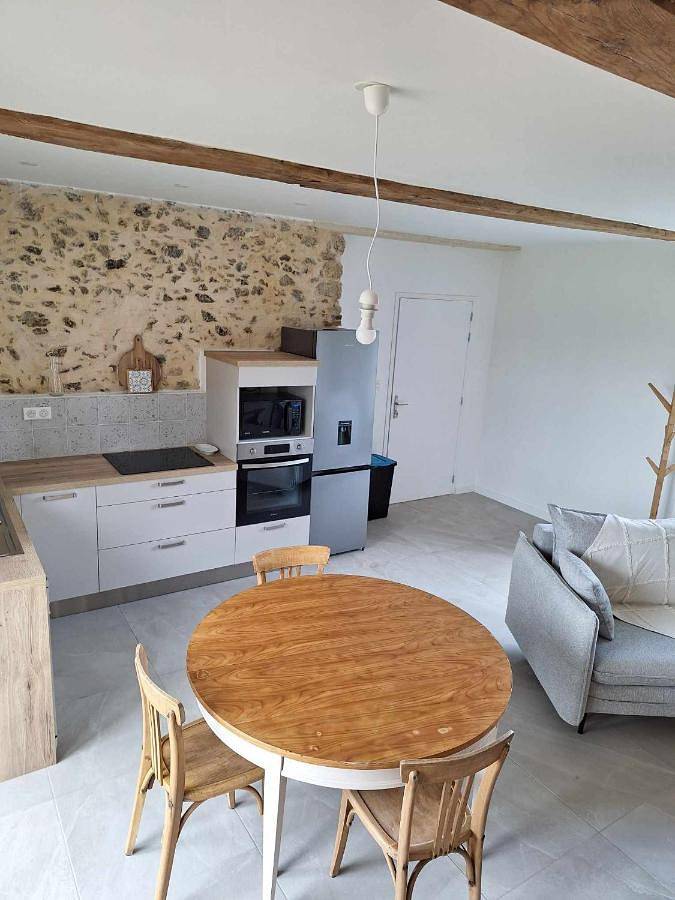 Location de vacances pour 7 personnes, avec Terrasse ainsi que Jardin et Vue à La Petite-Boissière - 4