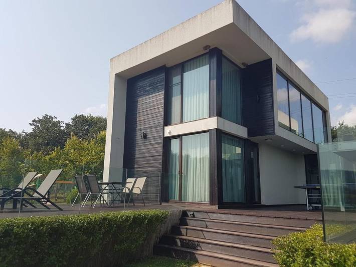 Villa pour 15 personnes, avec sauna et piscine ainsi que jardin et vue en Bulgarie - 4