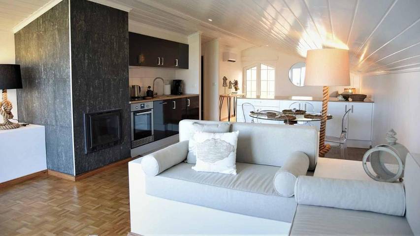Gîte pour 4 personnes, avec jardin et piscine ainsi que terrasse et vue dans Vila Franca do Campo