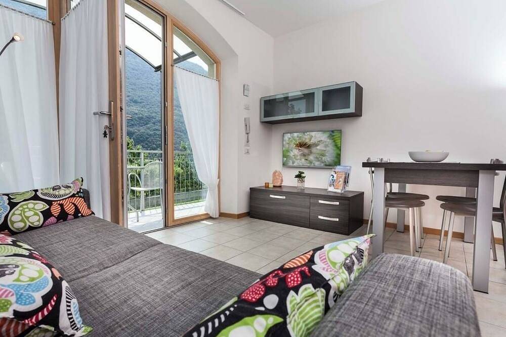 Ganze Wohnung, Al Vigneto Apartment Orange 2 persons in Dro, Gardasee-Berge