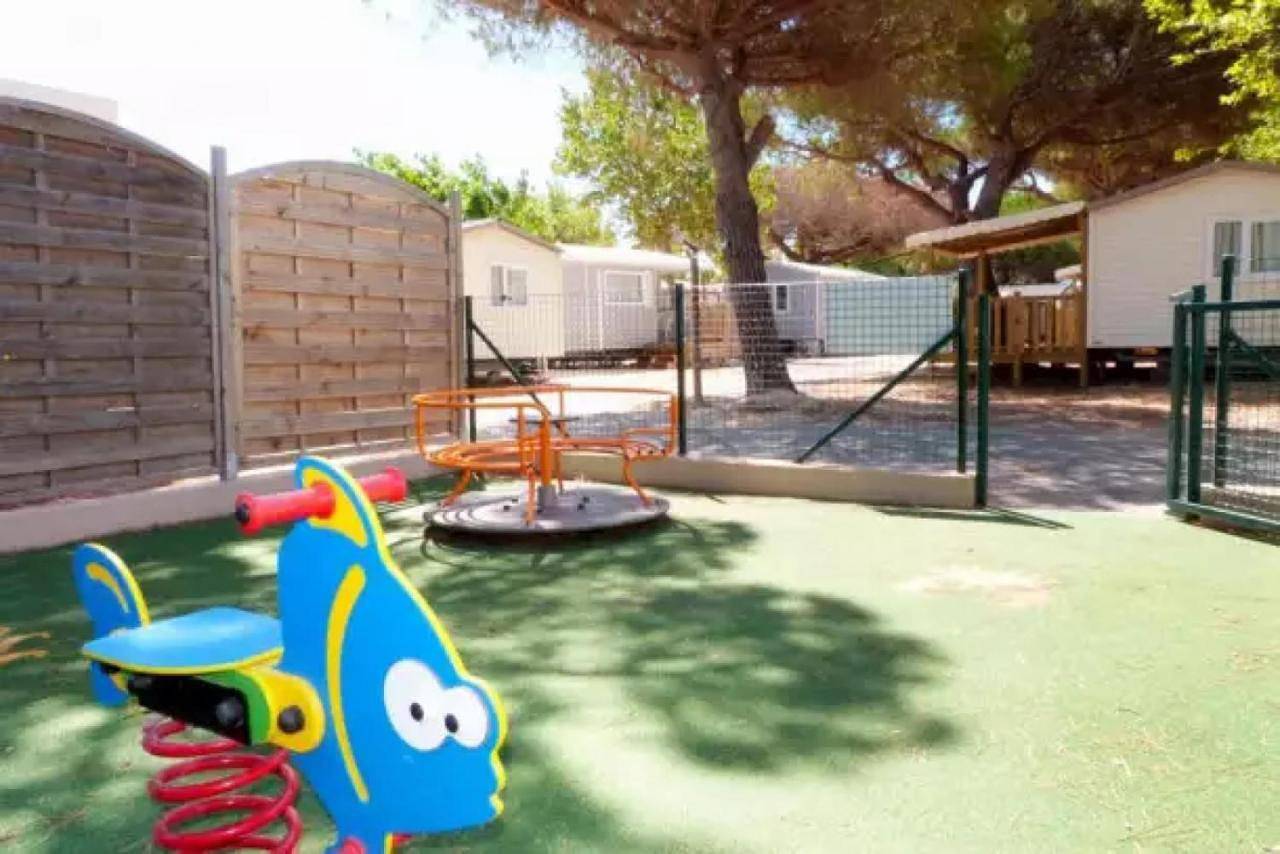 Two-Bedroom Apartment in La Bergerie, Hyeres