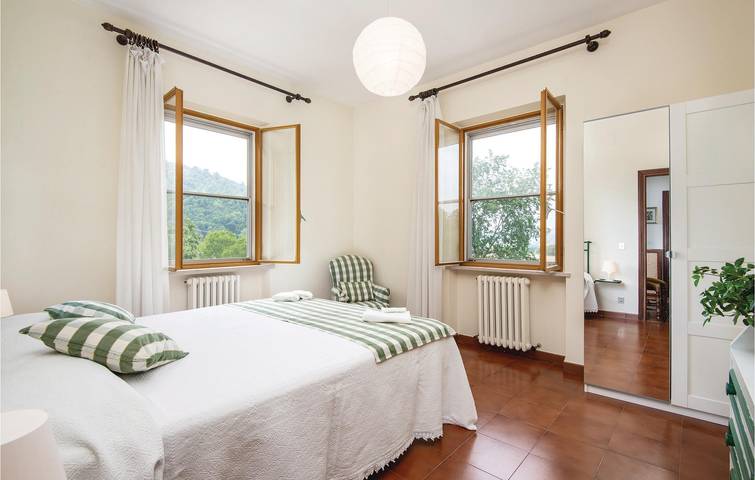 100 sqft Retreat : Jardin, Parking, Cuisine in Spoleto, Province de Pérouse