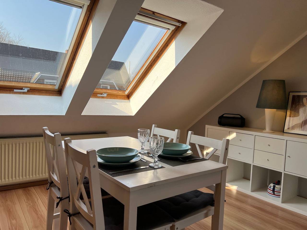Ganze Wohnung, Moderne Ferienwohnung Tonne 1 in Eckernförde – nahe Strand und Stadtzentrum in Eckernförde, Rendsburg-Eckernförde