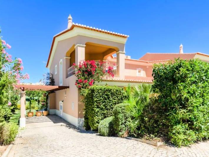 Villa voor 6 personen, met terras in Santa Maria