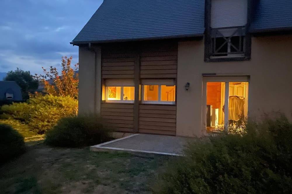 Le Cairn: a cozy guesthouse located in the heart of the Gaves Valley in Villelongue, Pyrenees National Park