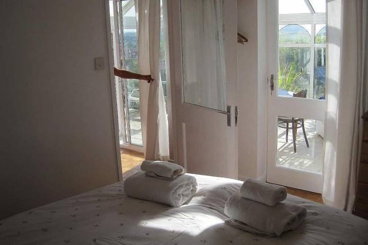 Gîte pour 3 personnes, avec jardin et terrasse à Glastonbury - 3