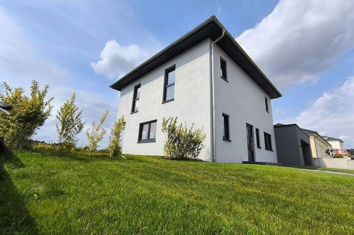 Ferienhaus für 6 Personen, mit Terrasse und Garten