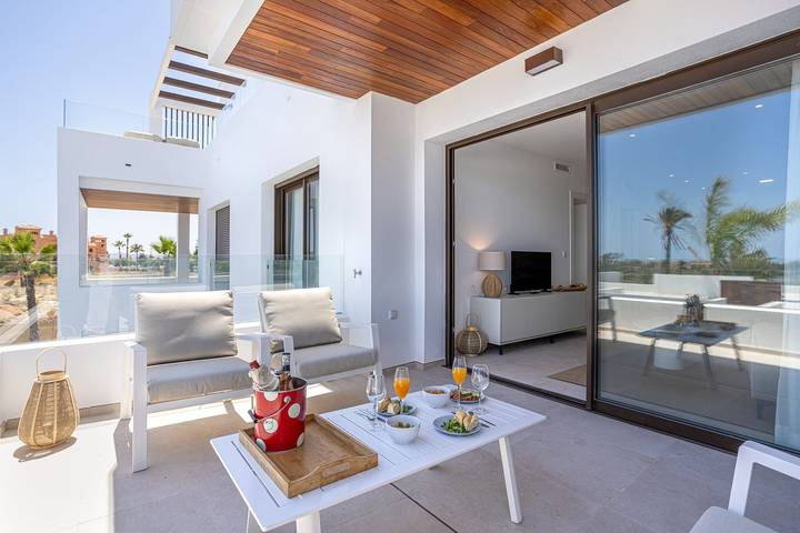 Ferienwohnung für 4 Personen, mit Meerblick und Ausblick sowie Balkon/Terrasse in Los Alcázares - 2