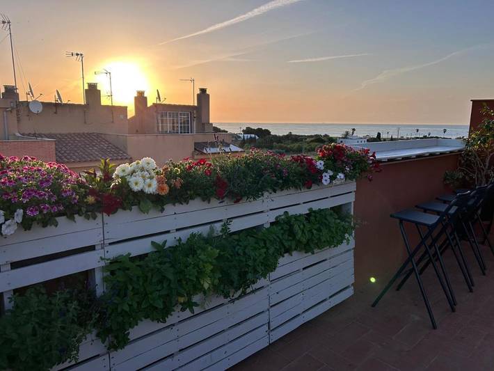 Apartamento para 4 personas, con Balcón y Terraza además de Jardín y Vistas en Benicarló