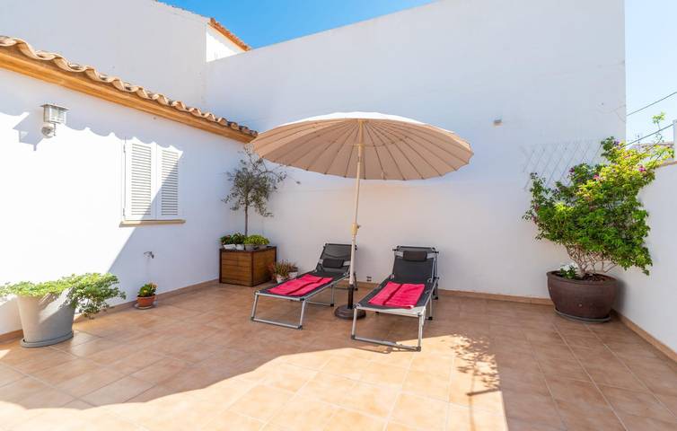 Apartment am Wasser mit Außendusche, BBQ und Internet in Playa de Colonia de Sant Pere (Artà), Artà