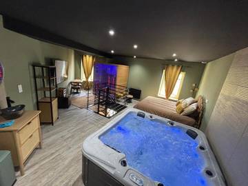 Location de vacances pour 2 personnes, avec vue et sauna à Rocroi