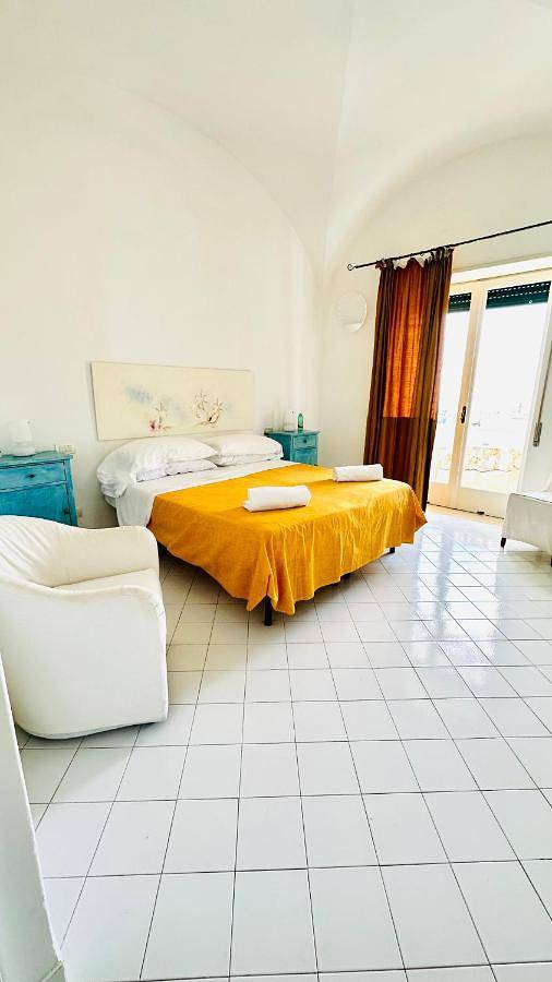 Maison d’hôte pour 4 personnes, avec vue ainsi que jardin et terrasse à Capri - 2