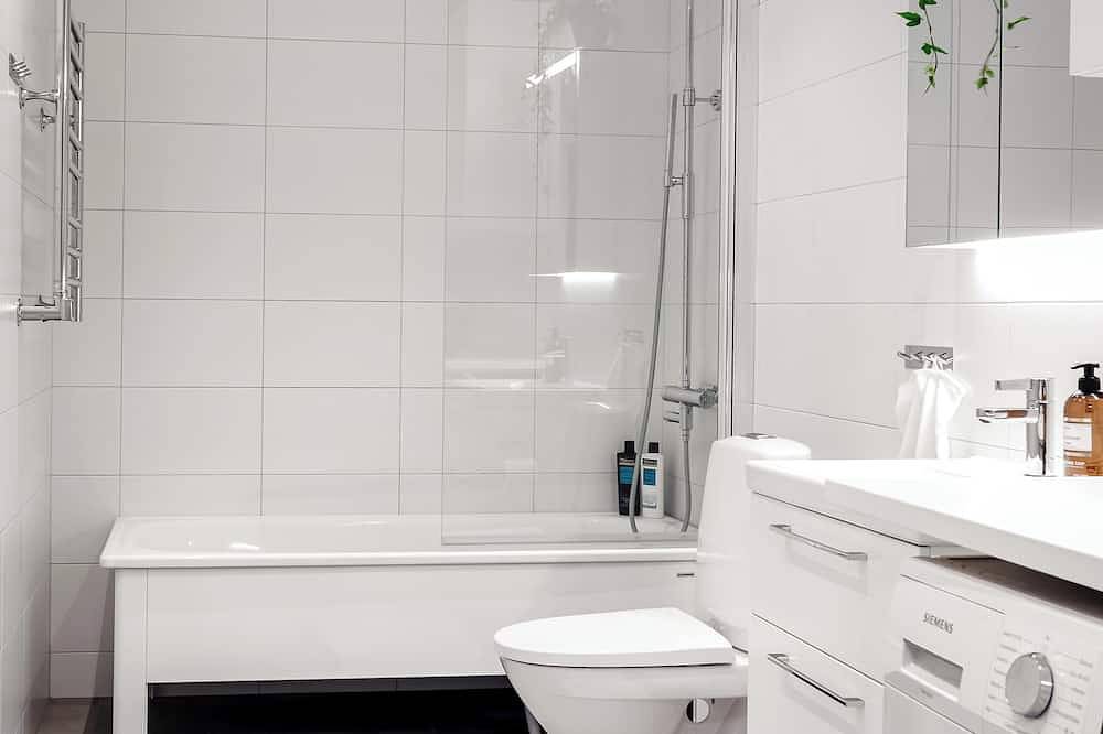 Entire apartment, Stylish Waterfront Apt Stockholm in Stockholm, Swedish Baltic Sea