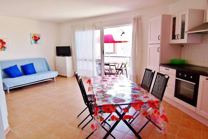 Gîte pour 6 personnes, avec terrasse, animaux acceptés à Conca - 3