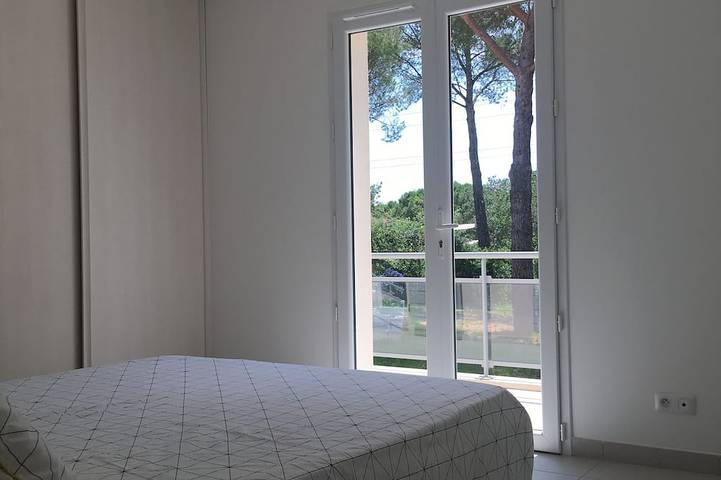 Air-conditioned detached villa with secure/heated swimming pool and large garden in Puget-sur-Argens, Costa mediterránea (Francia)