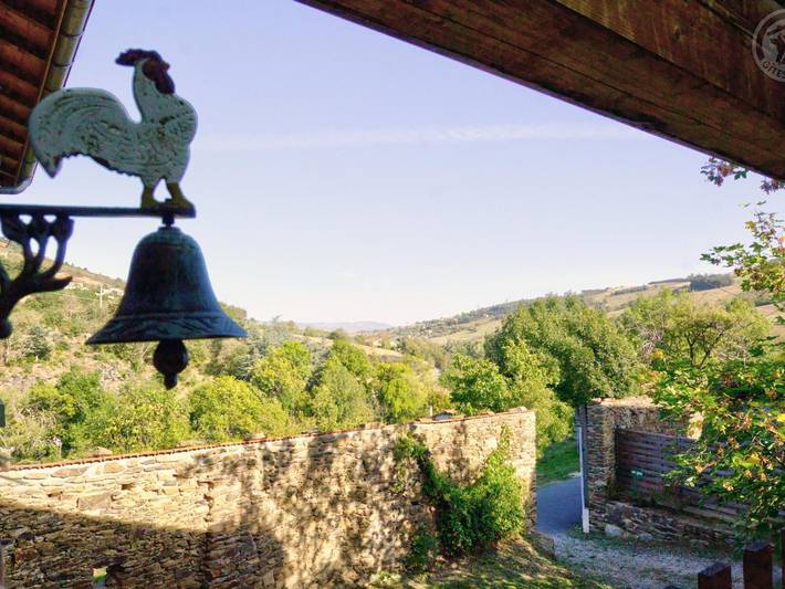 Gîte pour 8 personnes, avec Terrasse dans la Loire - 4