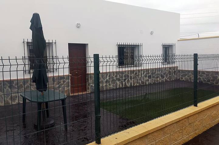 Ferienhaus für 6 Personen, mit Garten und Pool - 1