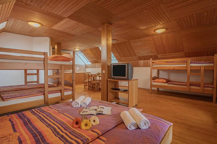 Apartamento entero, Farm Stay Oblak Xl Studio + Shared Sauna in Osrednjeslovenska