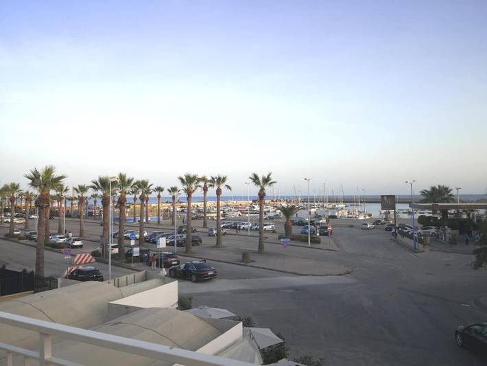 Location de vacances pour 4 personnes, avec terrasse et vue à San Leone - 2