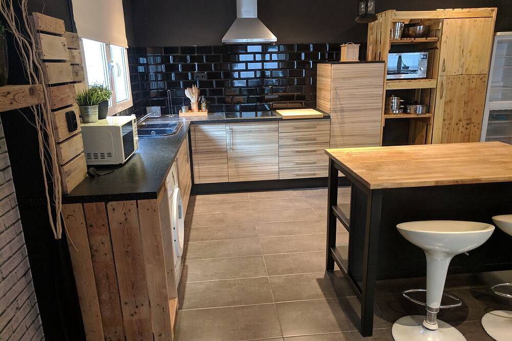 Modern villa apartment suite with private pool and gardens in Játiva, Provincia de Valencia