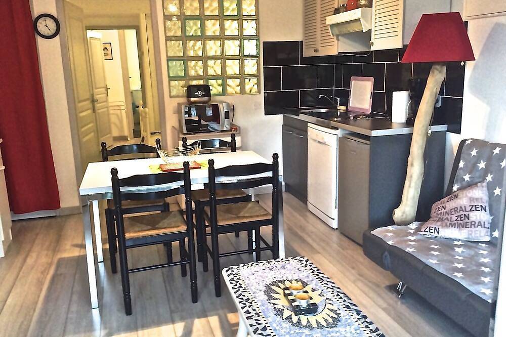 Appartement entier, Joli  T2 Pays Basque  pour vacances ou cures proximité Cambo les Bains (10mm) in Hasparren, Région de Bayonne
