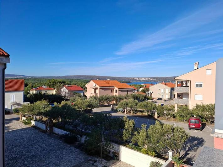 Chambre d’hôte pour 2 personnes, avec vue ainsi que jardin et piscine, animaux acceptés dans Krk - 3