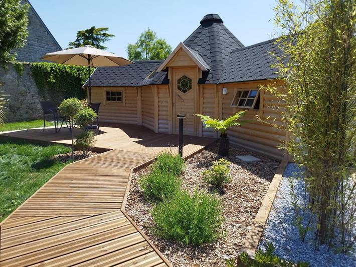 Maison d’hôte pour 2 personnes, avec jacuzzi ainsi que jardin et terrasse